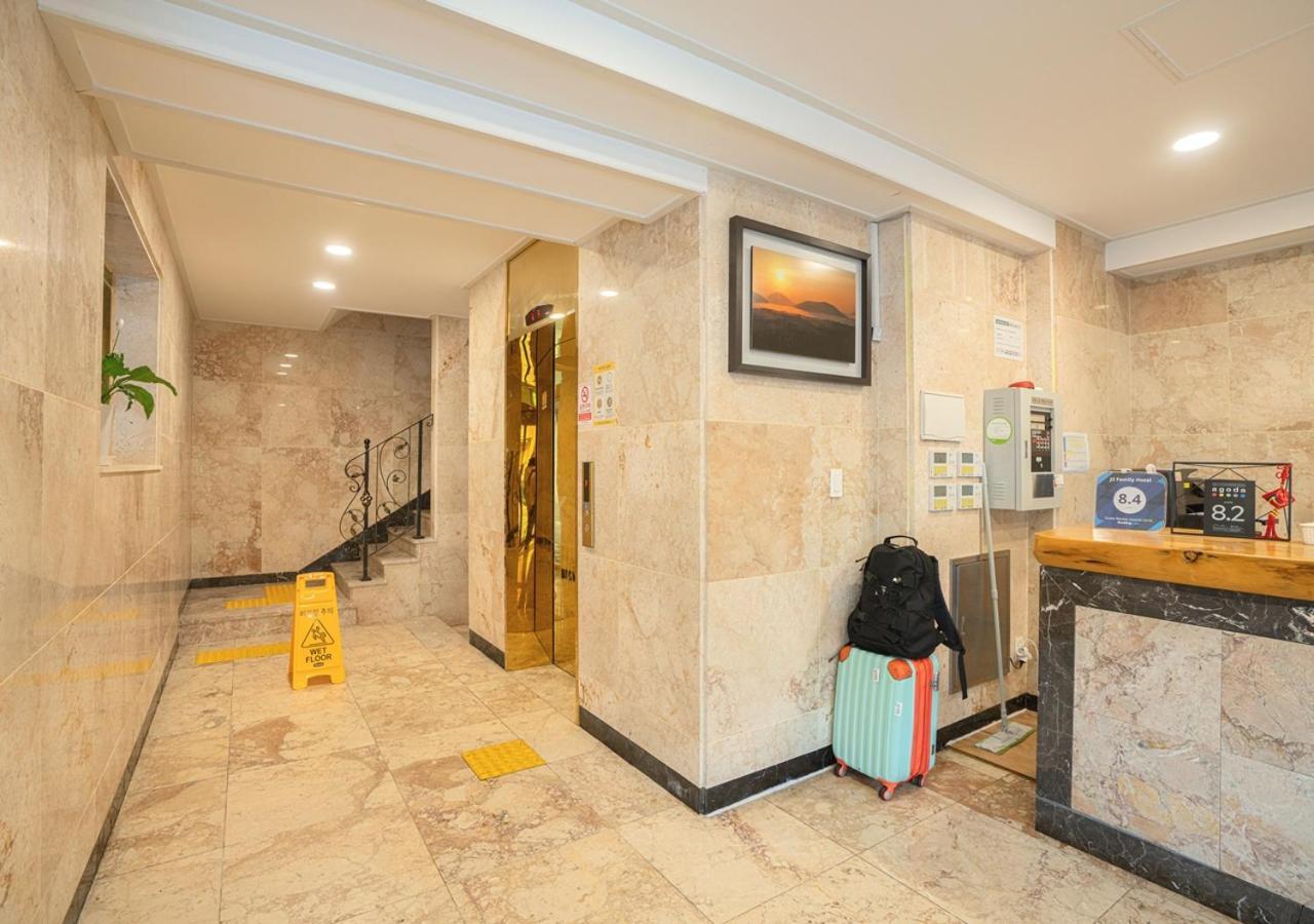 J2 Family Hotel Jeju Exterior photo